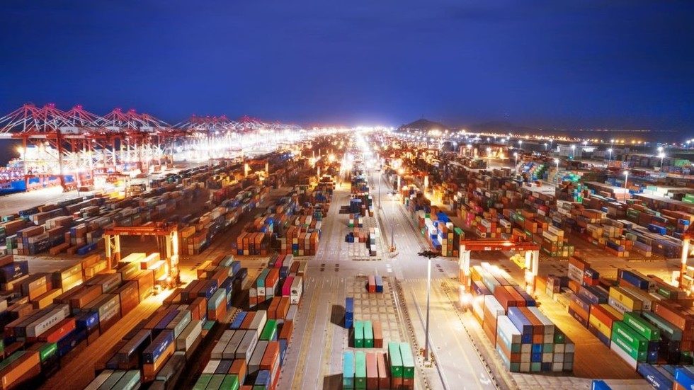 Click to enlarge freight global trade
