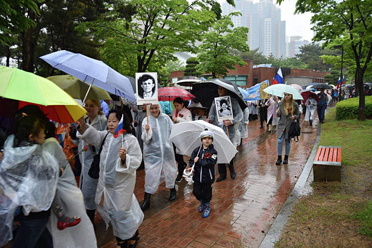 Click to enlarge immortal regiment busan