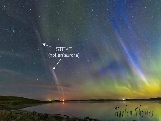 Click to enlarge STEVE blue aurora
