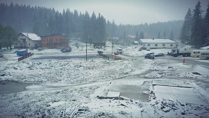 Click to enlarge snow