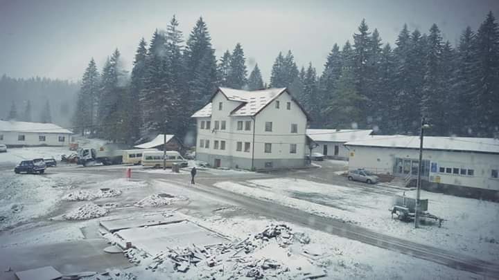 Click to enlarge snow
