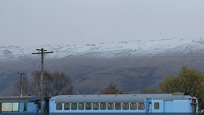 Snow on the Rock and Pillar Range, near Middlemarch.