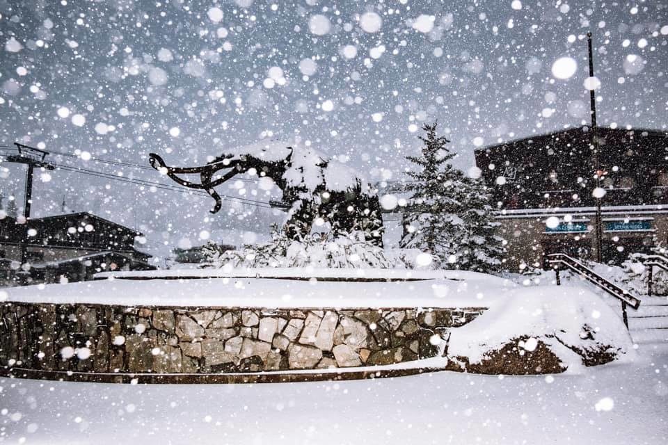 Click to enlarge Mammoth mountain