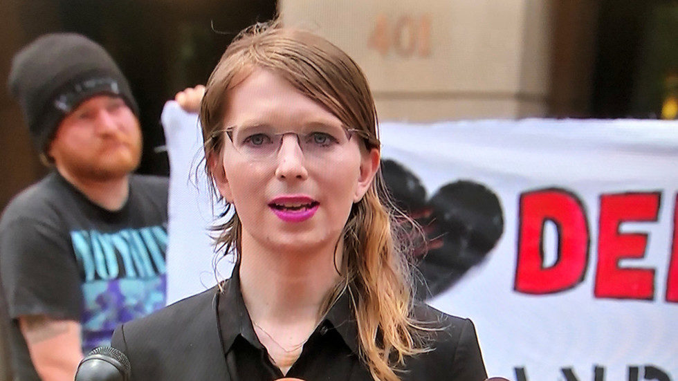 Click to enlarge chelsea manning