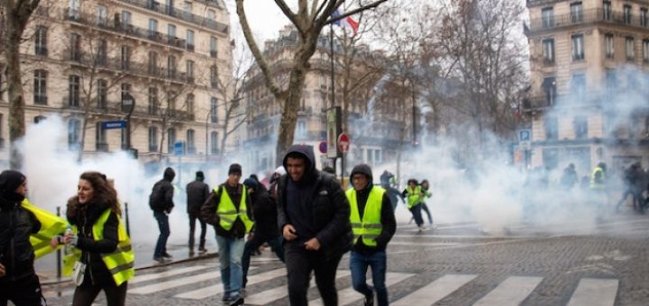 yellow vests