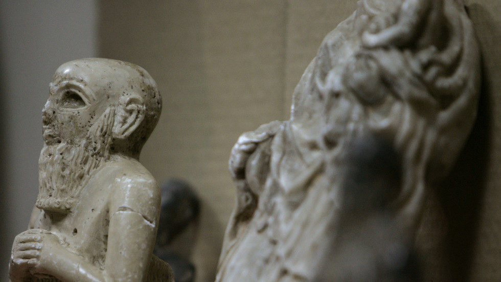 Click to enlarge ancient carvings