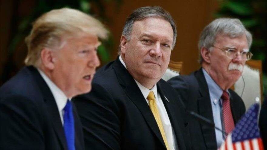 Click to enlarge trump bolton pompeo