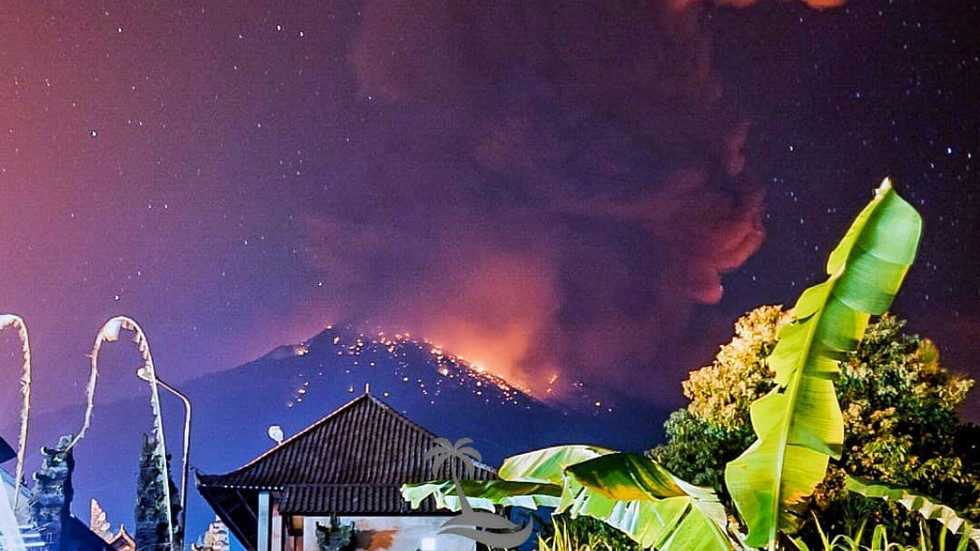 Click to enlarge agung volcano