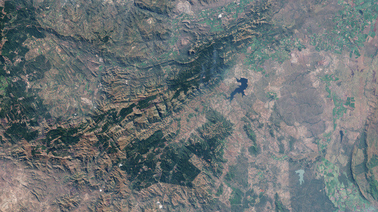 Click to enlarge south africa old rocks organic molecules