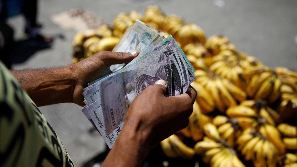 Bolivar notes Venezuelan currency