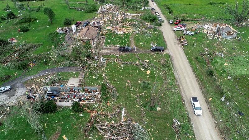 Click to enlarge Tornado damage in Kansas