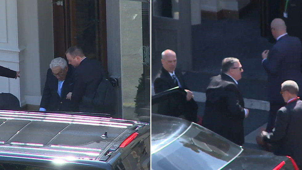Click to enlarge pompeo kissinger