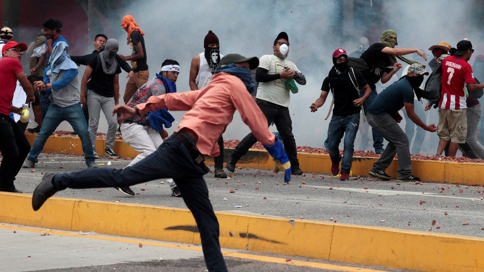 Click to enlarge honduras protest
