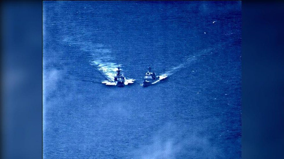 russian us ships collision