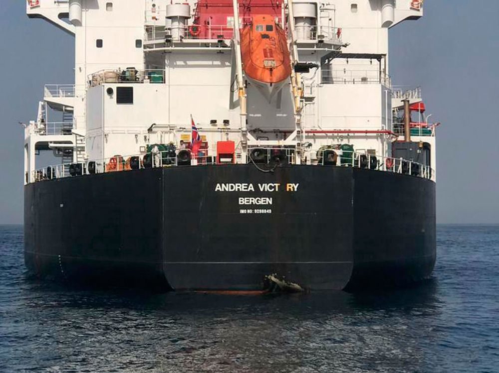 Click to enlarge Damage Andrea Victory tanker