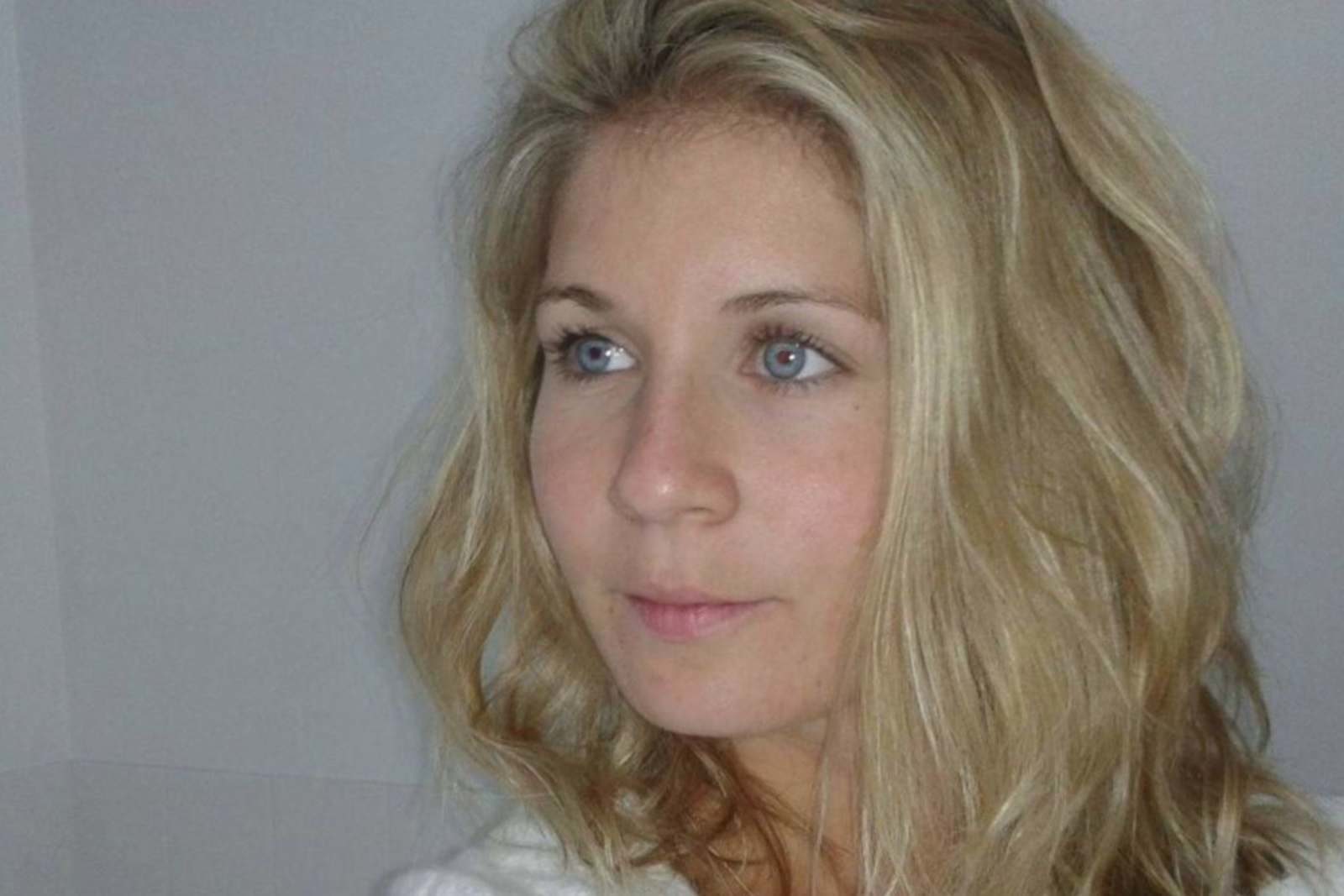 Click to enlarge australia au pair raid Alexandra Deuwel scandal