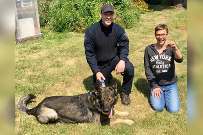 Click to enlarge Police dog finds lost keys