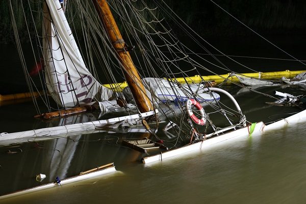 Click to enlarge Sunken boat