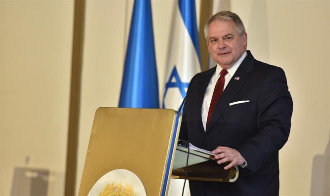 Click to enlarge US Defense Department General Counsel Mr. Paul Ney Jr.