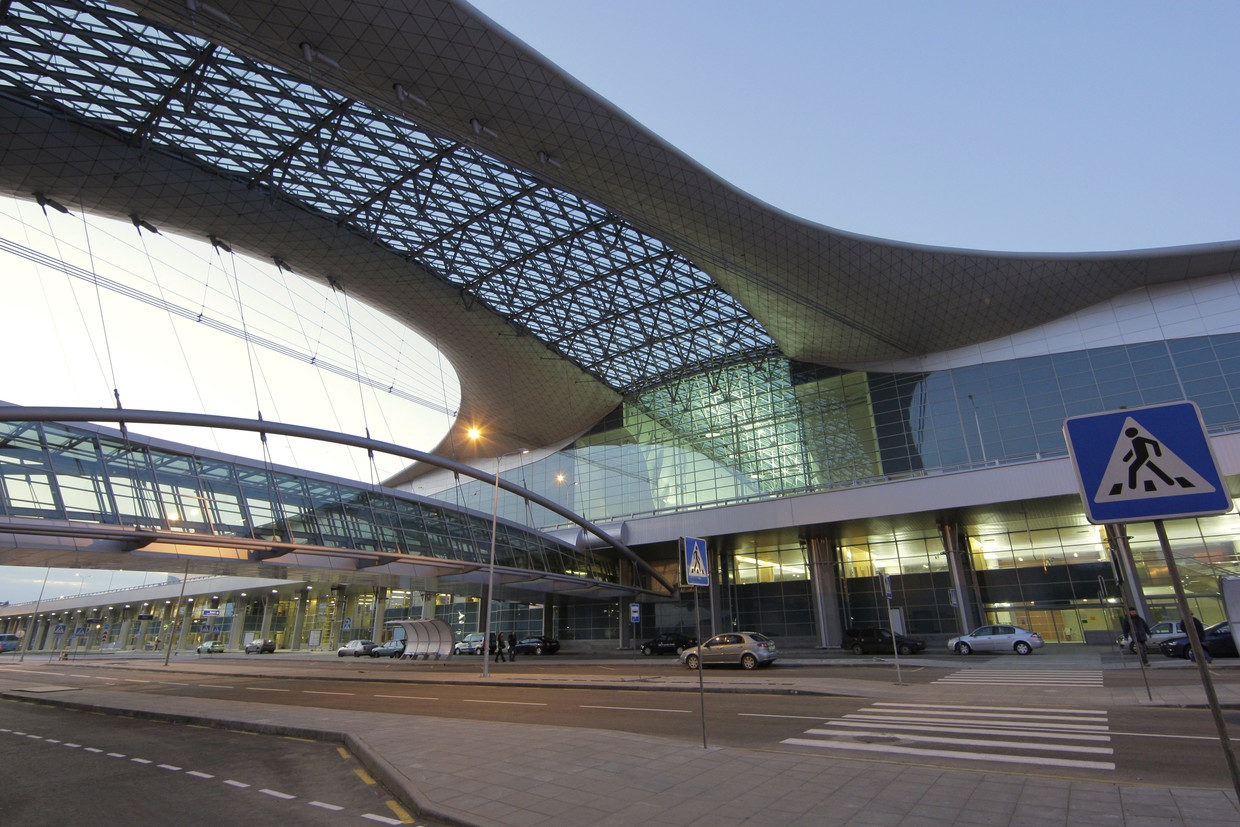 Click to enlarge Terminal D of Sheremetyevo International Airport