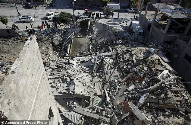 Click to enlarge gaza bombed IDF