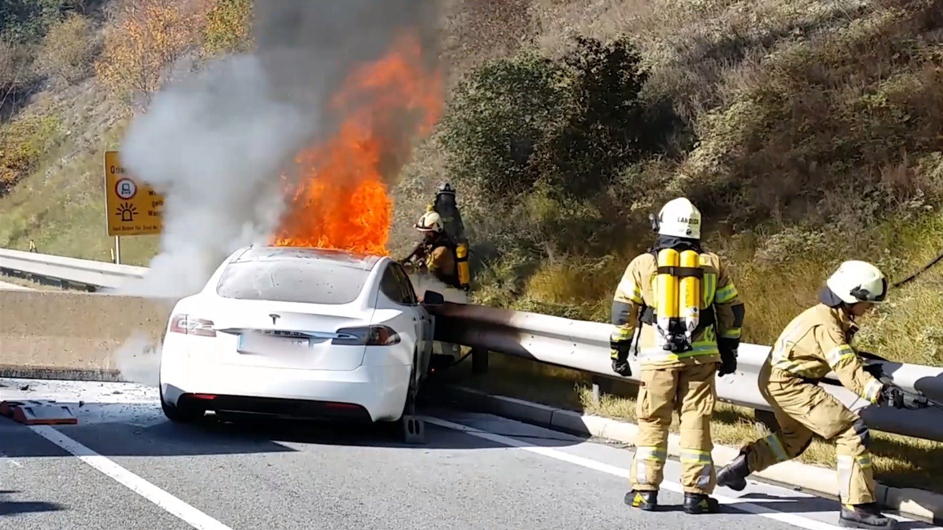 Click to enlarge tesla fire 2