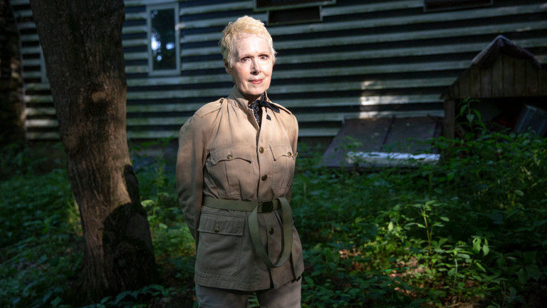 Jean. E Carroll