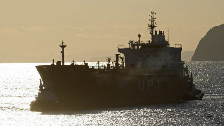 oil tanker