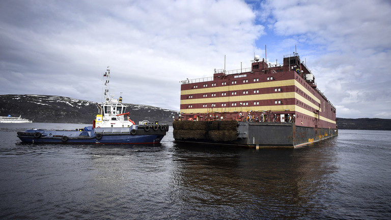 Akademik Lomonosov
