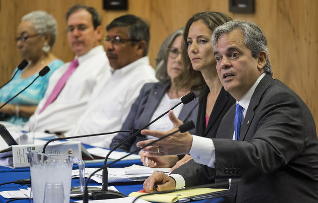 Click to enlarge Mayor Steve Adler austin texas