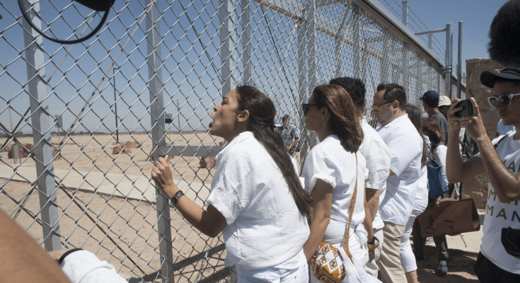 ocasio cortez fake photo op border facility
