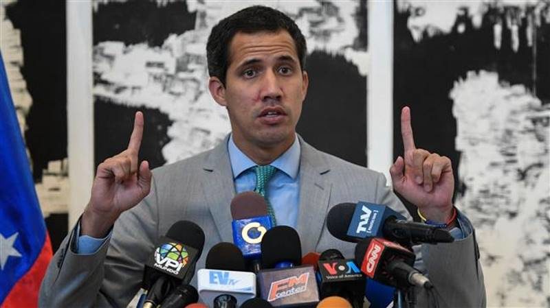 Click to enlarge guaido press conference