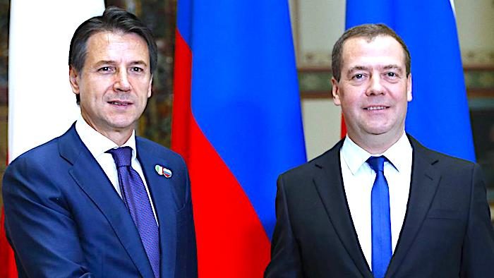 Conte, Medvedev