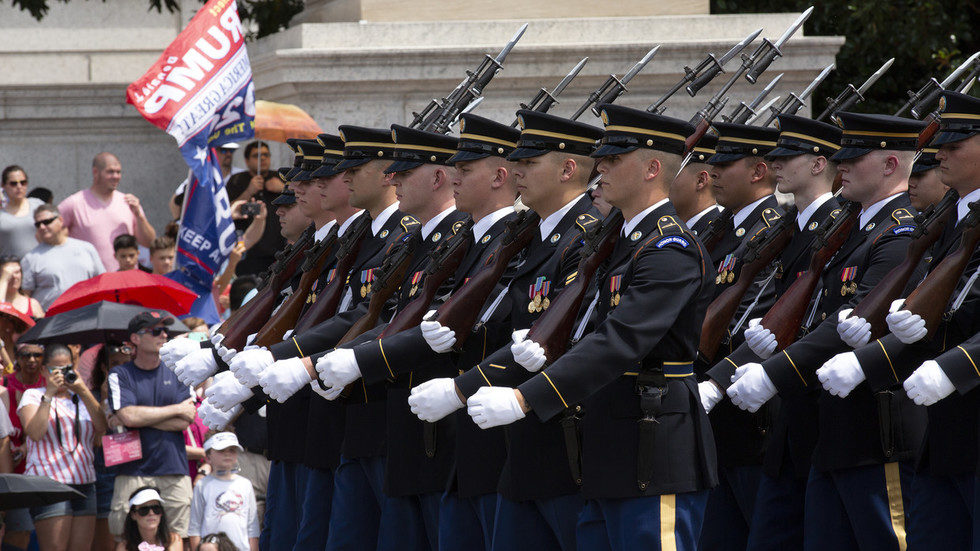 Click to enlarge DC parade