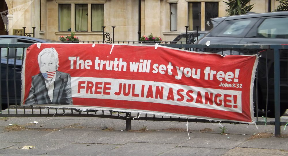 Julian Assange