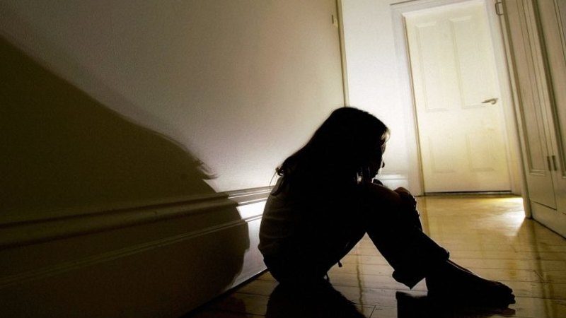 Click to enlarge child abuse kid little girl