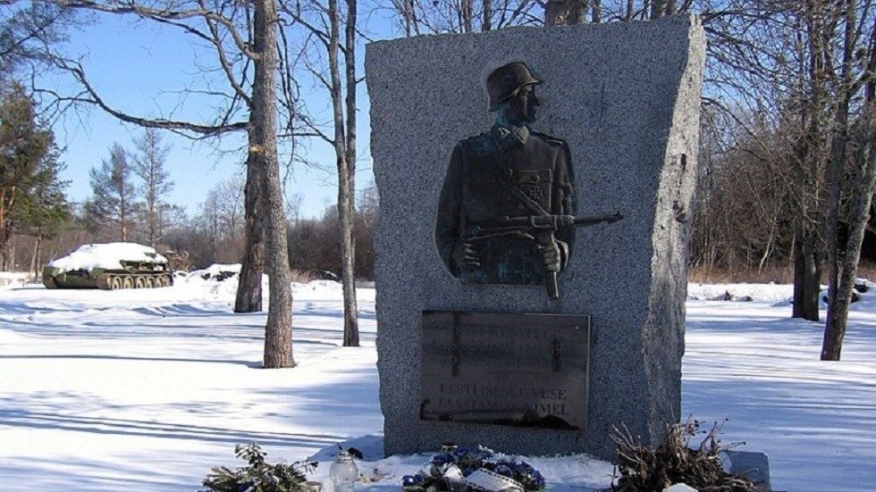 monument to a soldier dressed in Waffen SS uniform