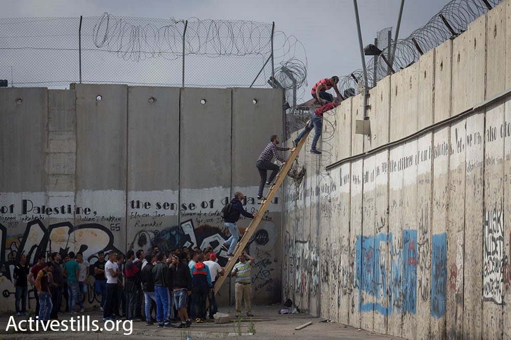 palestinians border wall israel