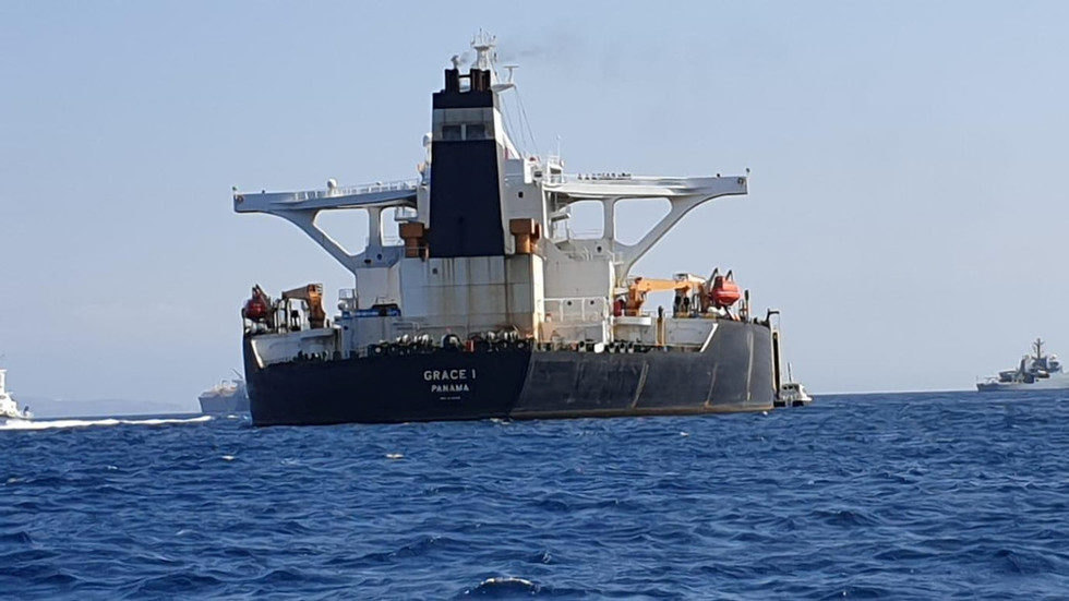 Click to enlarge suptertanker oil Grace 1