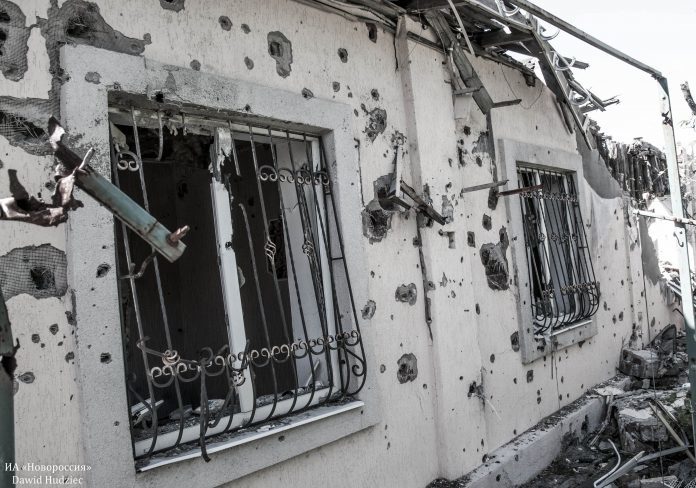 Click to enlarge Ukraine shelling donetsk