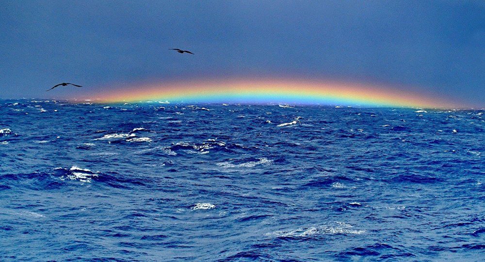 Click to enlarge ocean sea bermuda triangle rainbow