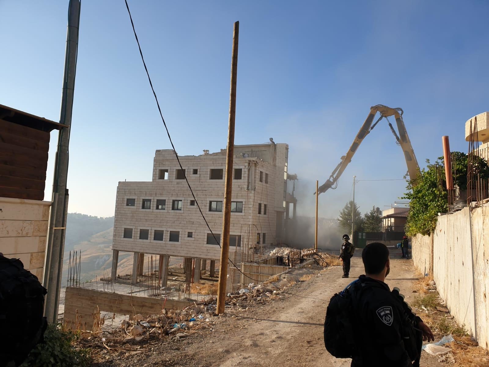 Click to enlarge israeli home demolition