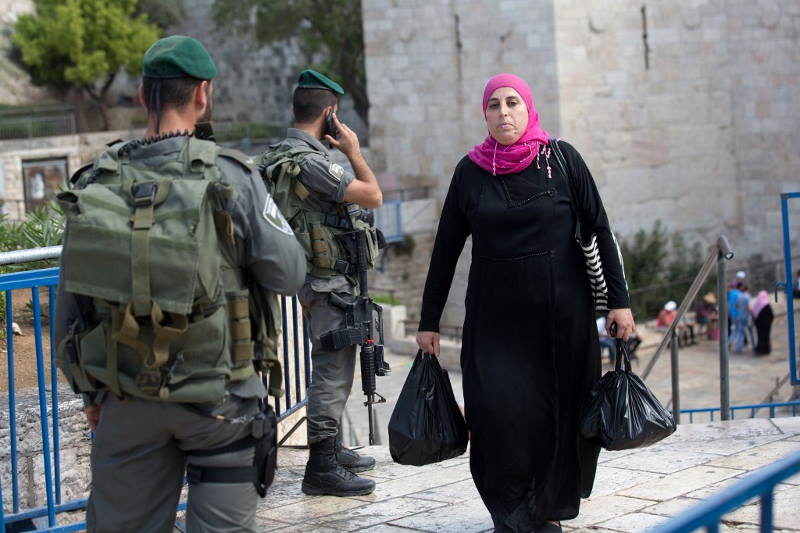 palestinian woman soldiers Jerusalem