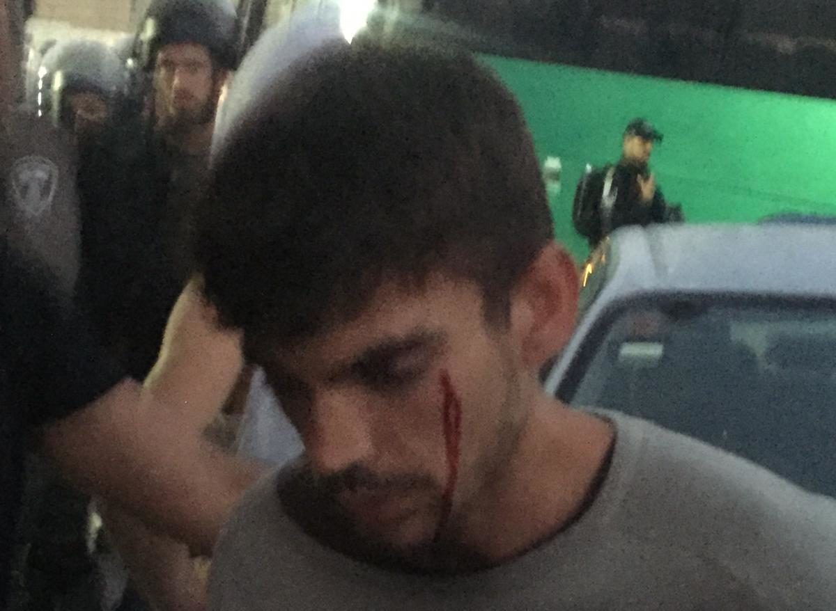 Ivan Rivera beating israeli soldiers