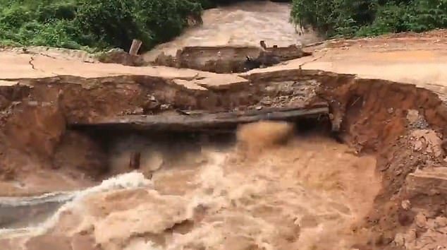 A spokesman from the Srok Pang district police station told local media today the soldiers' bodies have yet to be recovered