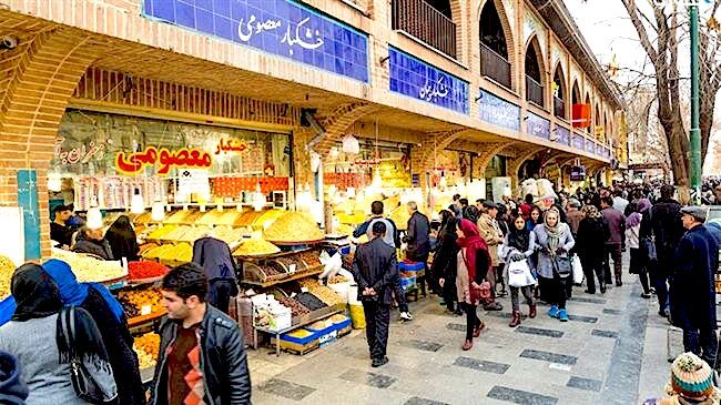 Iranian shoppers