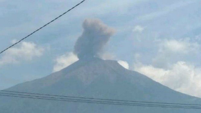 Mount Kerinci volcano