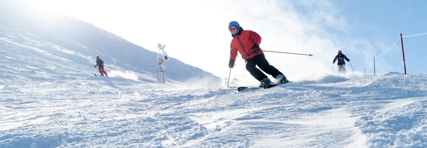 skiing