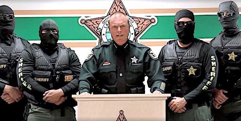 Click to enlarge Cops as robbers
