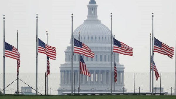 Flags flying half-mast at the White House